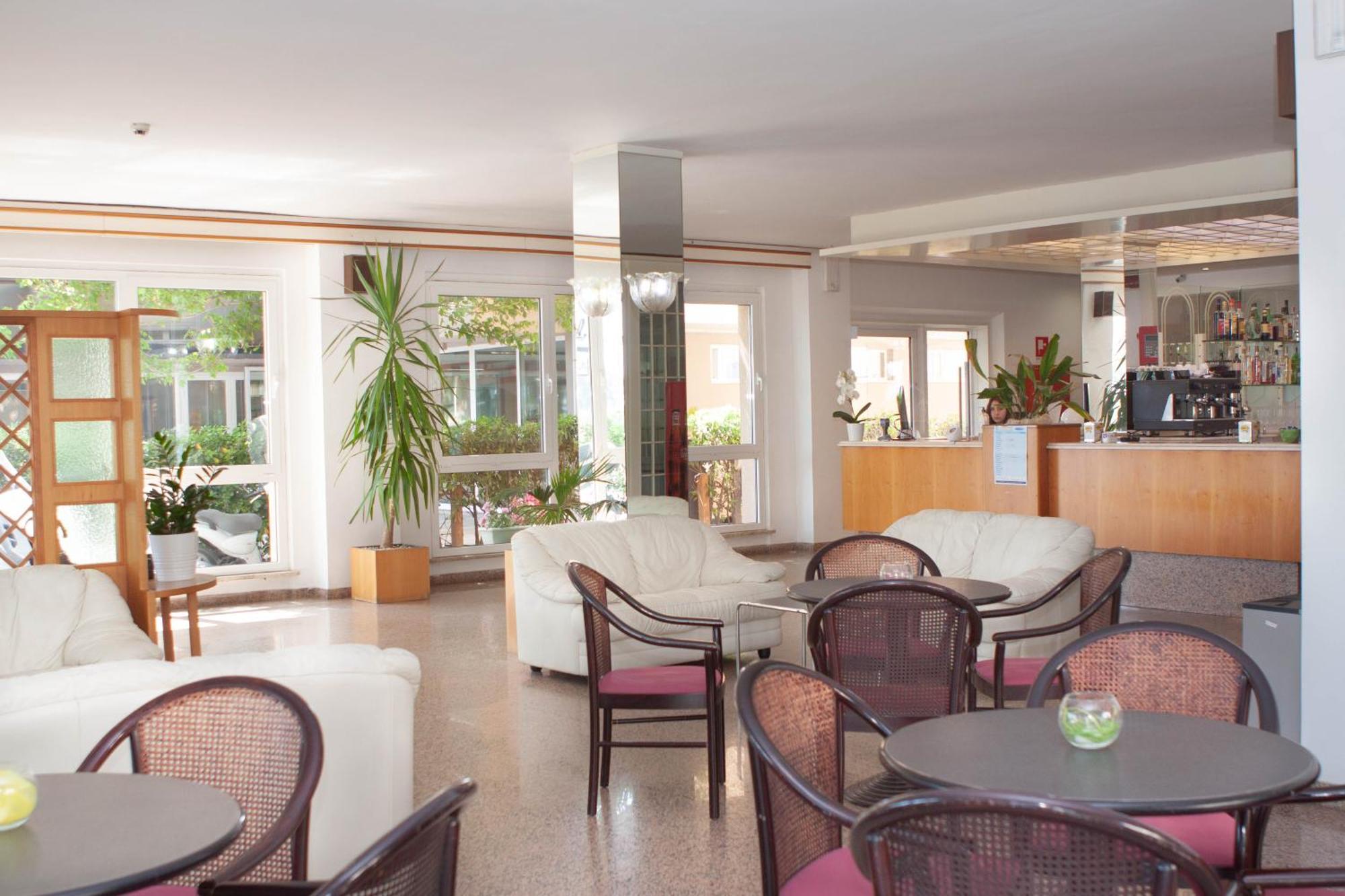 Hotel La Torretta Bramante Rimini Bagian luar foto